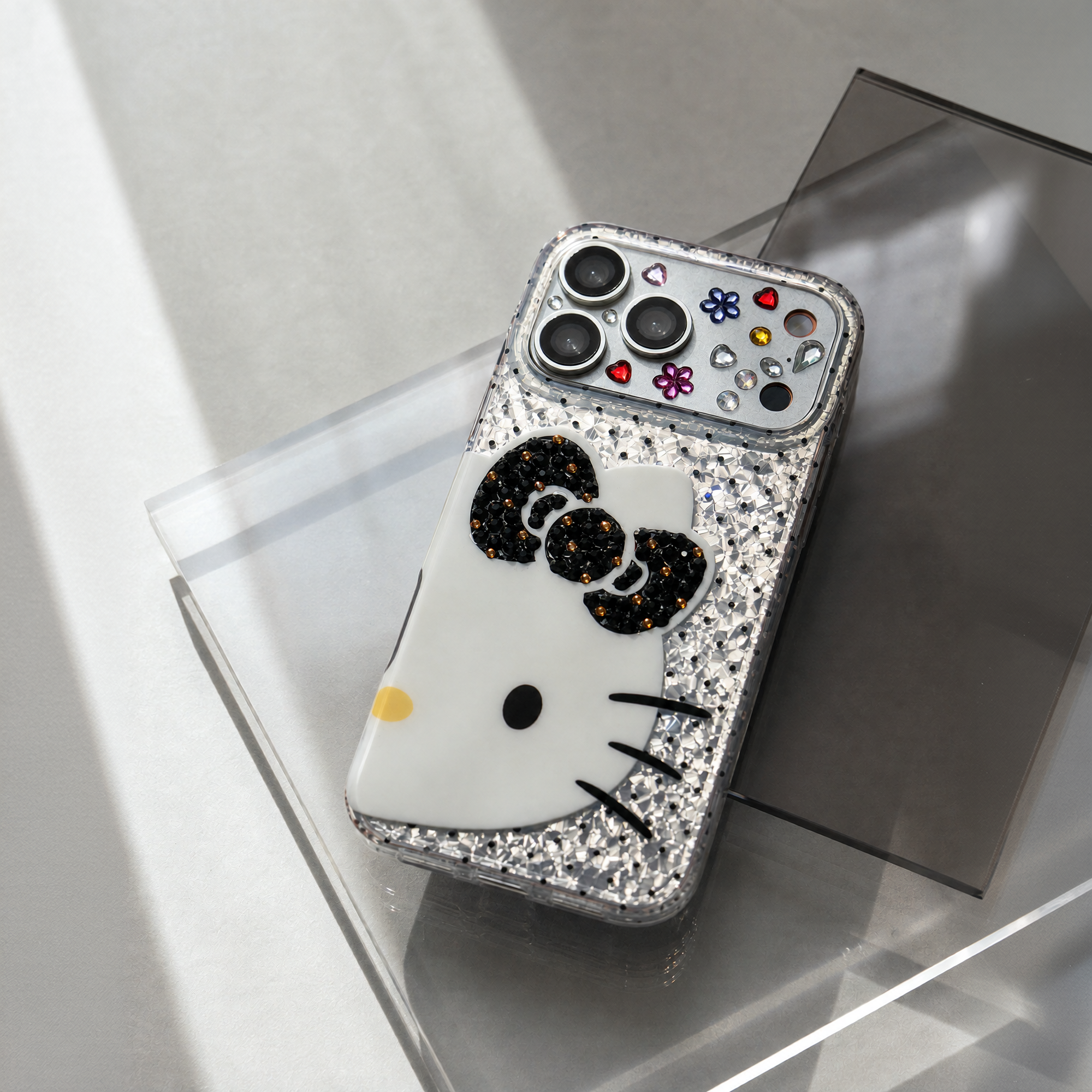 Crystal Atelier iPhoneケース カメラ保護フィルム 26813-10